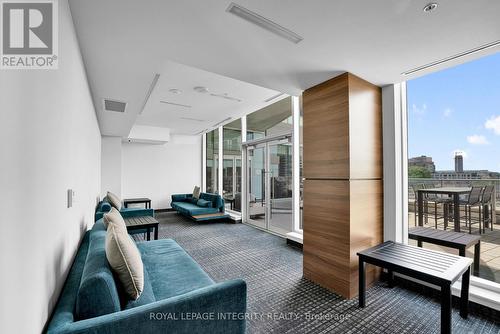 1703 - 805 Carling Avenue, Ottawa, ON - 