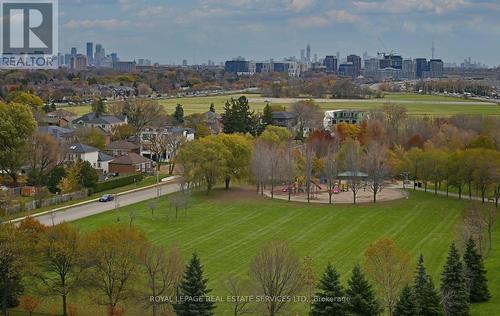 906 - 1030 Sheppard Avenue W, Toronto, ON - Outdoor With View