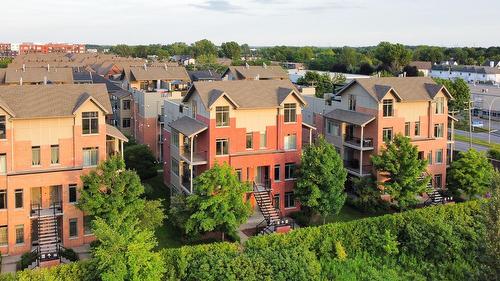 3450 Rue des Francs-Bourgeois  Boisbriand, QC J7H 0C7