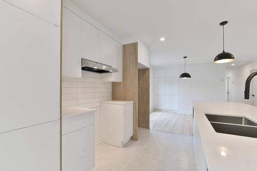 Dwelling - 512  - 516 Rue Tex-Lecor, Saint-Jérôme, QC - Indoor Photo Showing Kitchen With Double Sink