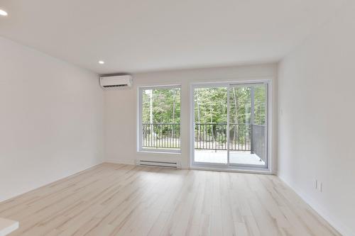 Dwelling - 512  - 516 Rue Tex-Lecor, Saint-Jérôme, QC - Indoor Photo Showing Other Room