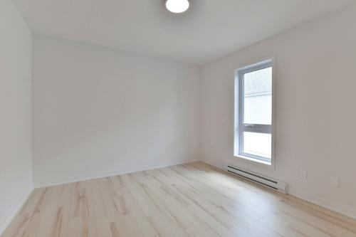 Dwelling - 512  - 516 Rue Tex-Lecor, Saint-Jérôme, QC - Indoor Photo Showing Other Room