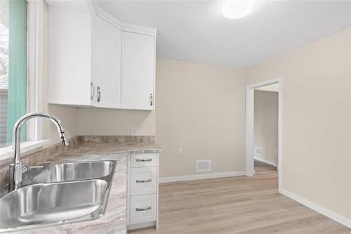 774 Talbot Ave, Winnipeg, MB 