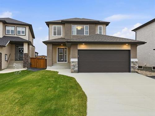 8 Dunedin COVE  Winnipeg, MB R3Y 0Z6