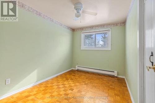 383 Magnolia Crescent, London East (East A), ON - Indoor Photo Showing Other Room