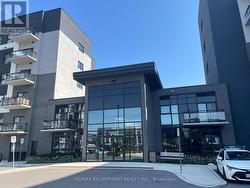 502 - 102 GROVEWOOD COMMON  Oakville, ON L6H 0X2