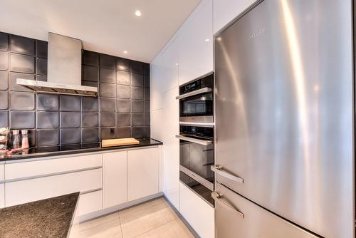 Cuisine - 7-1240 Rue Montcalm, Montréal (Ville-Marie), QC - Indoor Photo Showing Kitchen