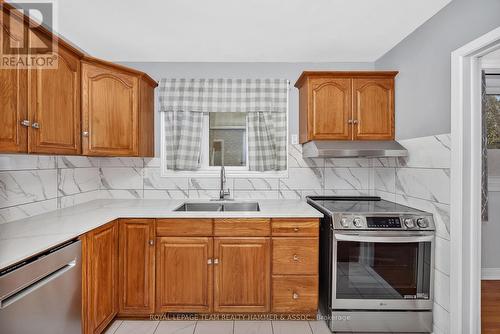 345 Poulin Avenue, Ottawa, ON - Indoor Photo Showing Kitchen With Double Sink