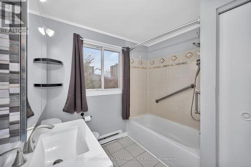 345 Poulin Avenue, Ottawa, ON - Indoor Photo Showing Bathroom