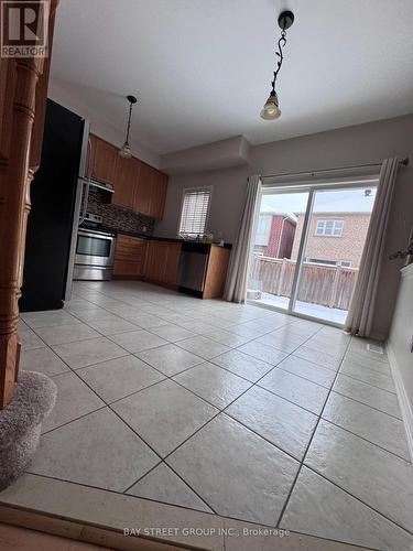 3196 Tim Dobbie Drive, Burlington, ON - Indoor