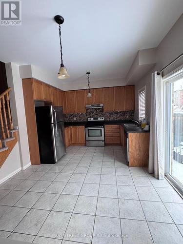 3196 Tim Dobbie Drive, Burlington, ON - Indoor Photo Showing Kitchen
