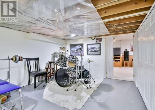 924 Vicrol Drive, Innisfil, ON - Indoor Photo Showing Gym Room