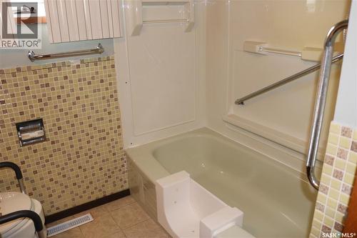 815 Willow Street, Moosomin, SK - Indoor Photo Showing Bathroom