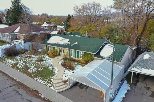 Photo aérienne - 2496 Av. Montbray, Québec (Sainte-Foy/Sillery/Cap-Rouge), QC - Outdoor