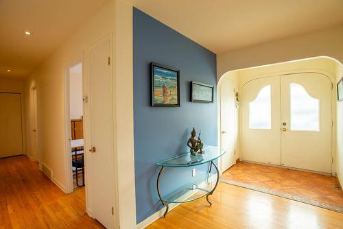 Hall d'entrée/Vestibule - 2496 Av. Montbray, Québec (Sainte-Foy/Sillery/Cap-Rouge), QC - Indoor Photo Showing Other Room