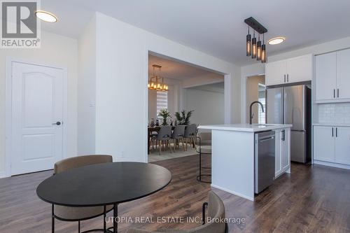 5409 Tenth Line W, Mississauga, ON - Indoor