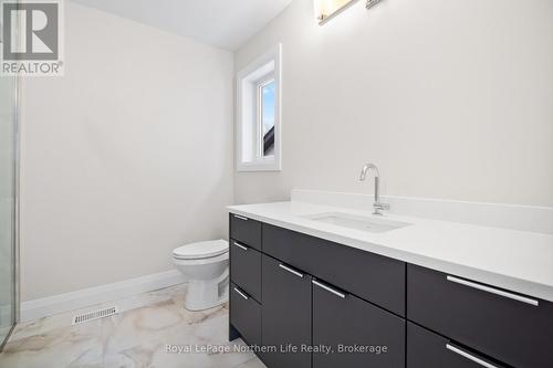 134 Andrew Avenue, North Bay (Airport), ON - Indoor Photo Showing Bathroom