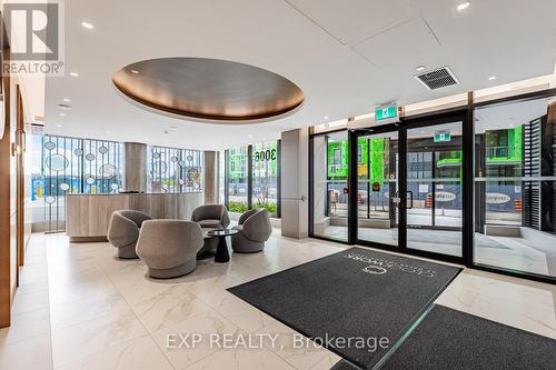 Ph1210 - 3006 William Cutmore Boulevard, Oakville, ON - Indoor Photo Showing Other Room