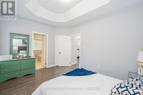 39 Divinity Circle, Brampton, ON - Indoor Photo Showing Bedroom