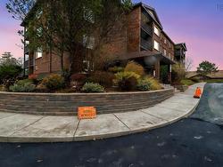 403 64 Cumberland Drive  Cole Harbour, NS B2V 2C7