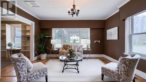273 Hamilton Street, North Huron (Blyth), ON - Indoor Photo Showing Living Room