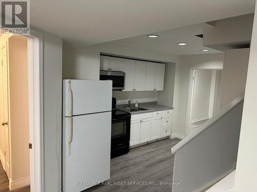 Lower - 155 Highland Crescent, Toronto, ON - Indoor Photo Showing Kitchen
