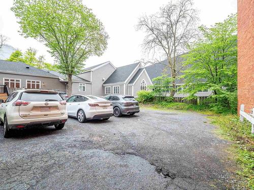 2655 Joseph Howe Drive, Halifax, NS 