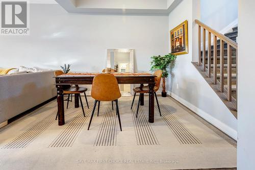 2070 Winsome Terrace, Ottawa, ON - Indoor