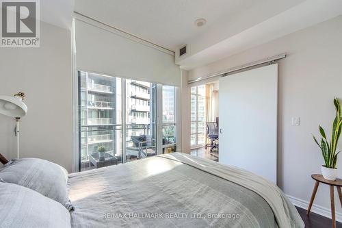 1001 - 15 Bruyeres Mews, Toronto, ON - Indoor Photo Showing Bedroom