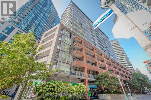 1001 - 15 Bruyeres Mews, Toronto, ON - Outdoor