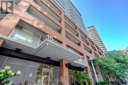 1001 - 15 Bruyeres Mews, Toronto, ON - Outdoor