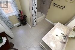 Main floor 4 piece - 