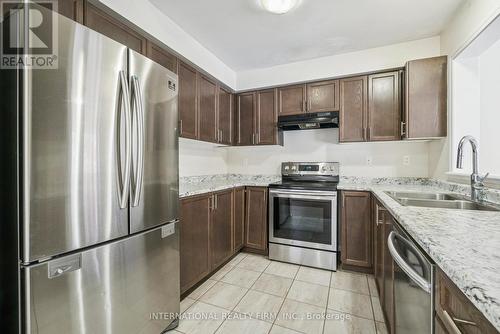 205 Diana Drive, Orillia, ON - Indoor Photo Showing Kitchen With Double Sink With Upgraded Kitchen