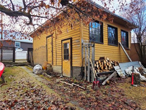 608 4 Avenue, Kimberley, BC - Outdoor