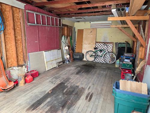 608 4 Avenue, Kimberley, BC - Indoor