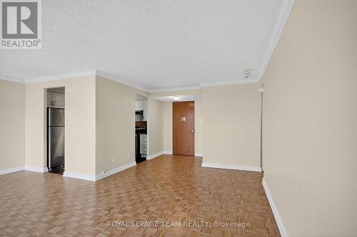 1708 - 2871 Richmond Road, Ottawa, ON - Indoor Photo Showing Other Room