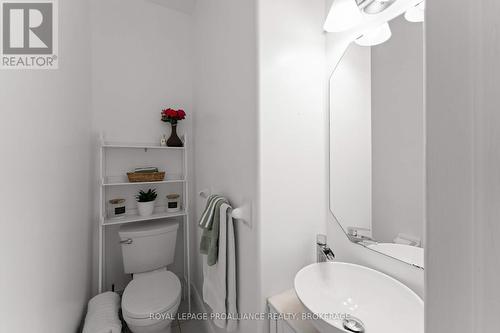 1092 Wise Street, Kingston (North Of Taylor-Kidd Blvd), ON - Indoor Photo Showing Bathroom