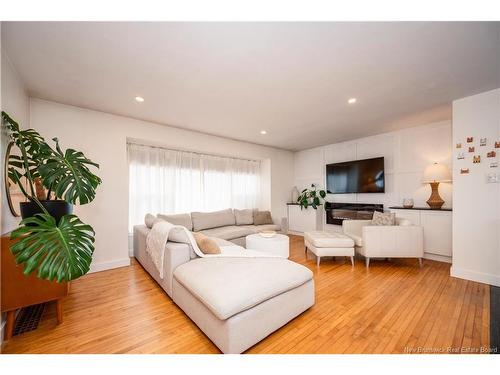 29 Hows Cres, Moncton, NB 