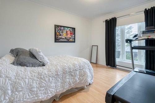 Salle de lavage - 208 Rue Savignac, Saint-Germain-De-Grantham, QC - Indoor Photo Showing Laundry Room