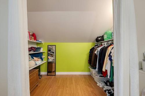 Chambre à coucher - 208 Rue Savignac, Saint-Germain-De-Grantham, QC - Indoor Photo Showing Bedroom