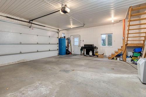Garage - 208 Rue Savignac, Saint-Germain-De-Grantham, QC - Indoor