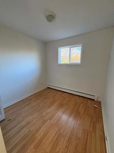 27 Holbrook Avenue, St John'S, NL 