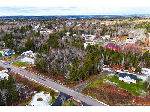 20 Hannah Cres, Fredericton, NB 