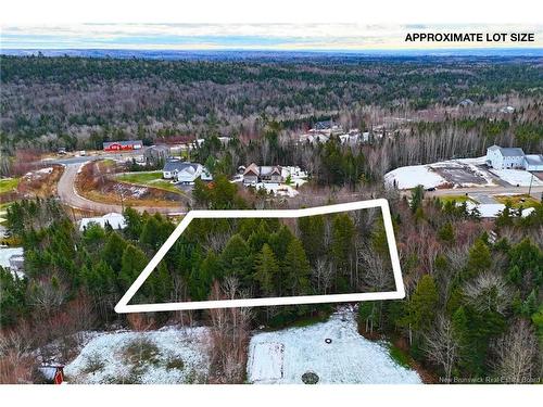 20 Hannah Cres, Fredericton, NB 