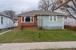 95 Haig AVE  Winnipeg, MB R2M 0E2
