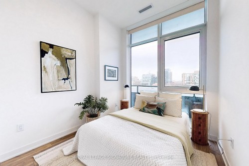 607-9 Tecumseth Street, Toronto, ON - Indoor Photo Showing Bedroom