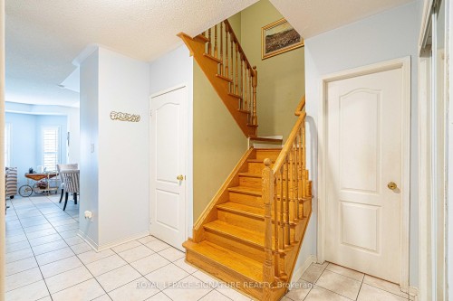1082 Galesway Boulevard, Mississauga, ON - Indoor Photo Showing Other Room