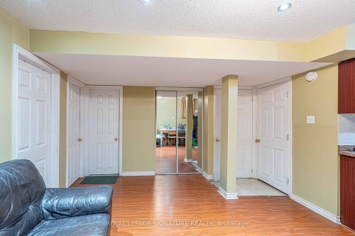 1082 Galesway Boulevard, Mississauga, ON - Indoor