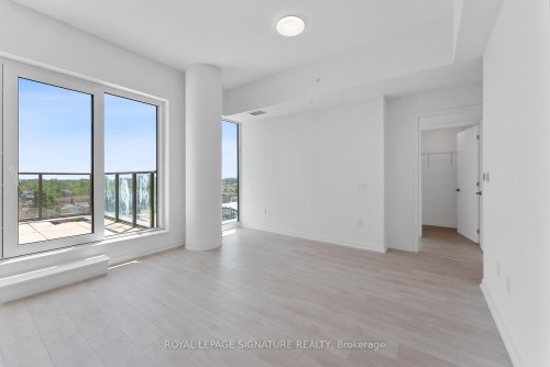 601-10 Graphophone Grove, Toronto, ON - Indoor Photo Showing Other Room