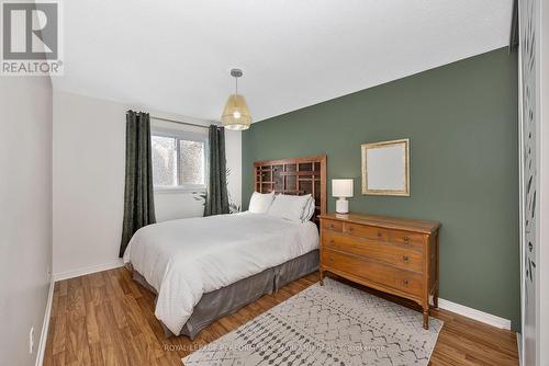 151 Kinross Private, Ottawa, ON - Indoor Photo Showing Bedroom